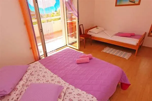 Vera Apartment